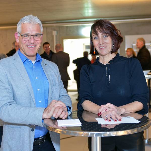 PasserelleBahnhofBulach-01_original