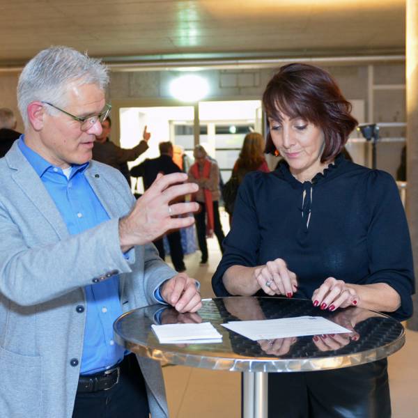 PasserelleBahnhofBulach-02_original