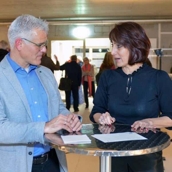 PasserelleBahnhofBulach-03_original