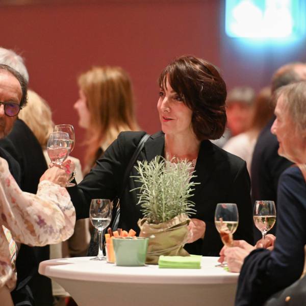 Im Gespräch an der Wahlfeier von Romaine Rogenmoser